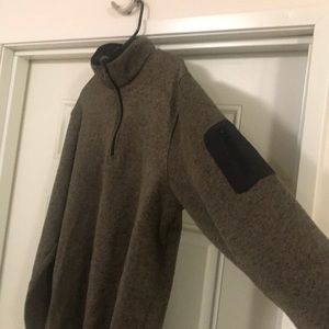 Men's quarter zip fleece